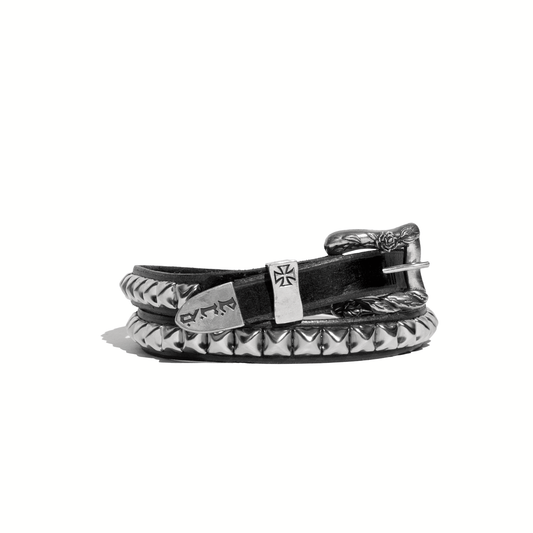CLASSIQUE CEINTURE CLOUTÉE