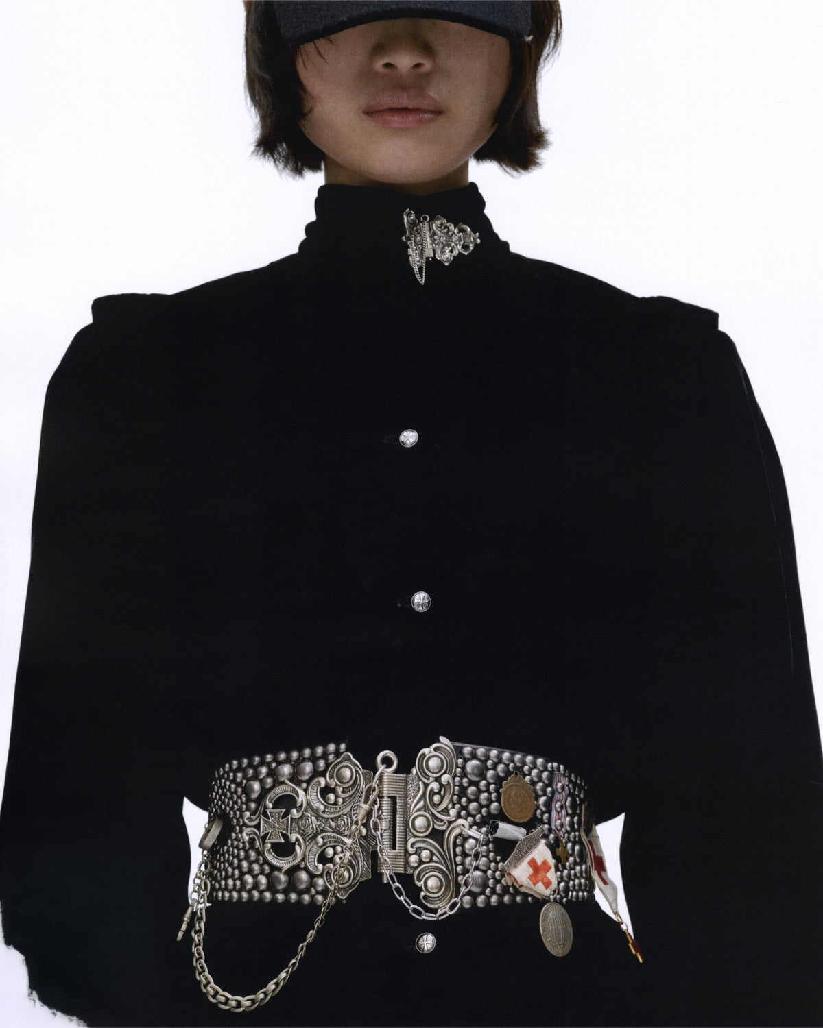 ADORNMENT CLOSURE VELVET JACKET