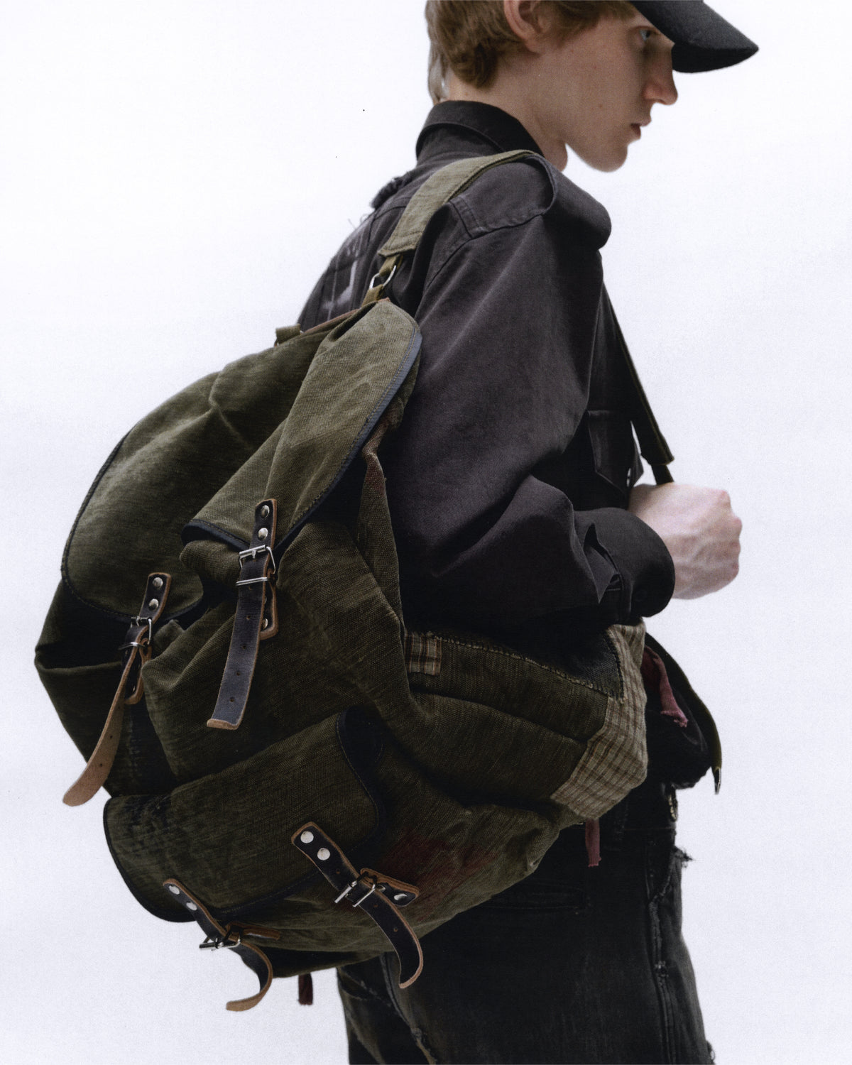 HOLLOW HILLS BACKPACK