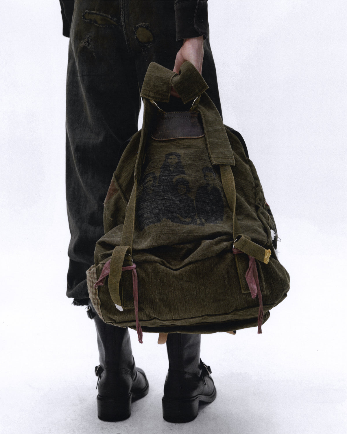 HOLLOW HILLS BACKPACK