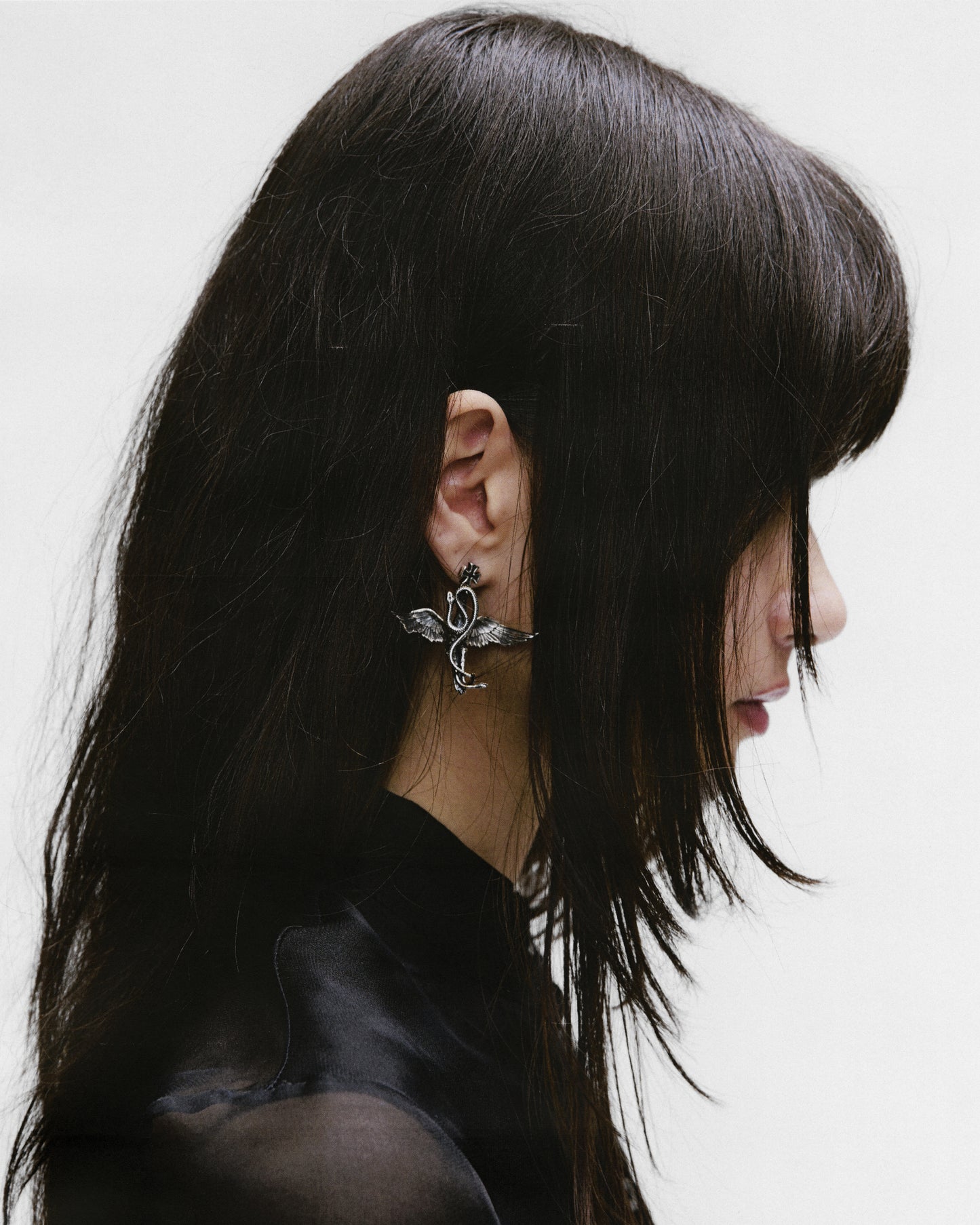 DIVINE IMAGE EARRING