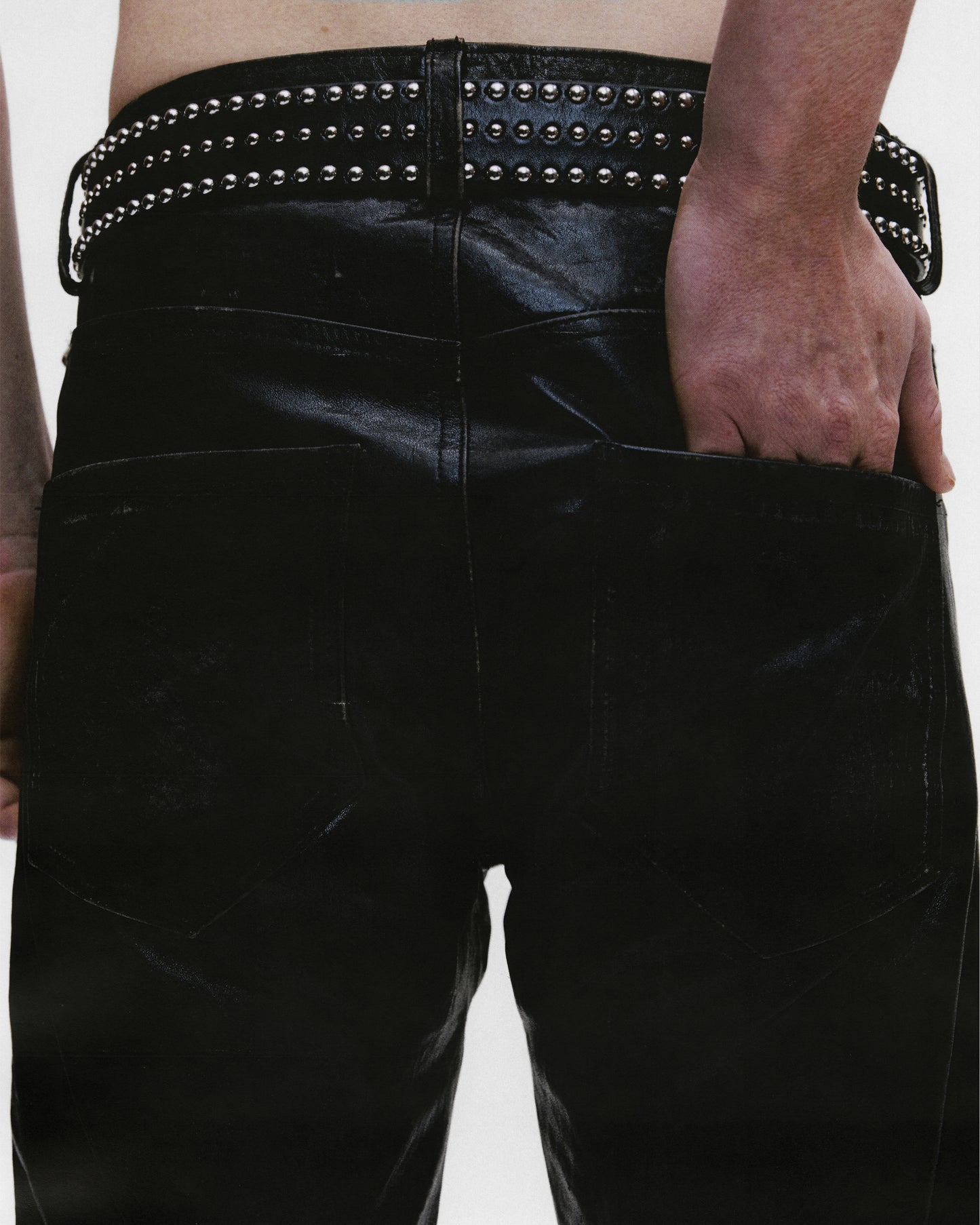 LOCK JAW DOME STUD BELT