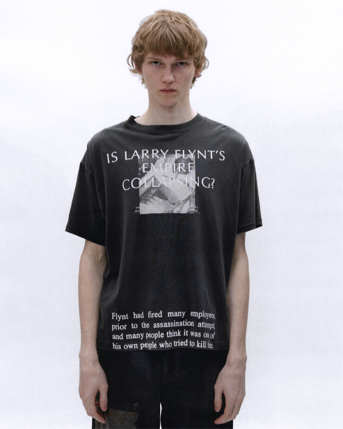 LARRY'S EMPIRE T-SHIRT