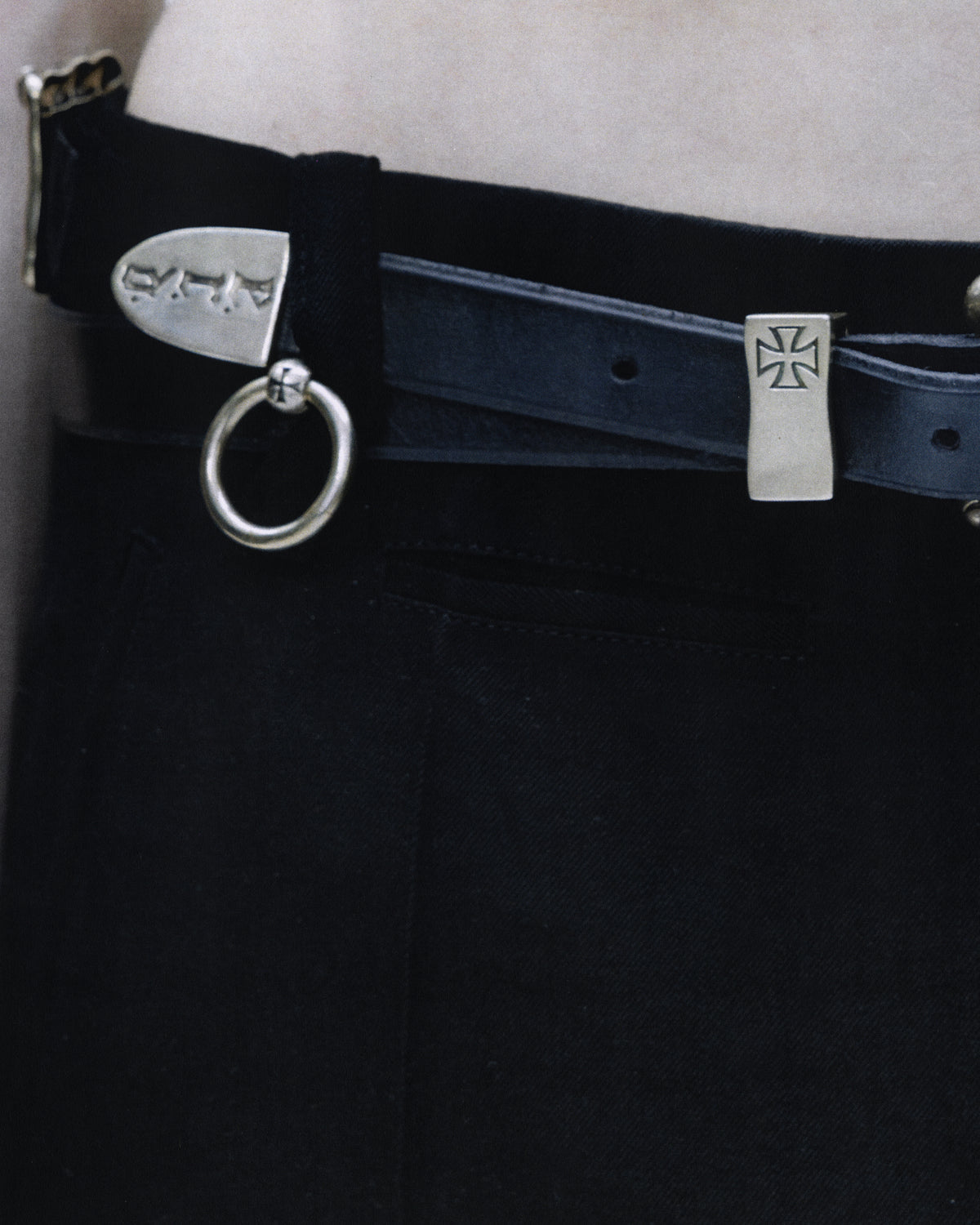 SKINNY MULTI O-RING BELT