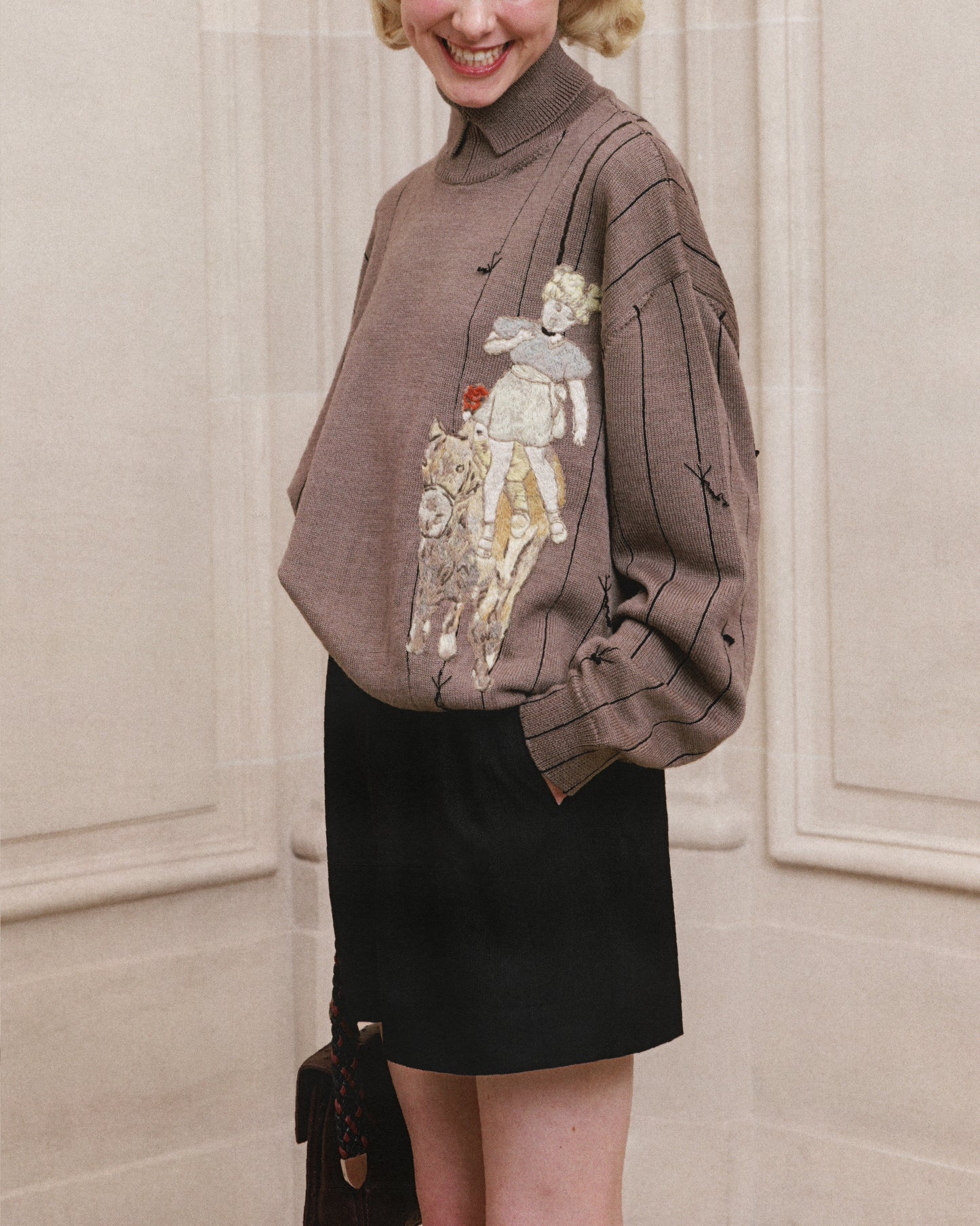 BROKEN ROPE TURTLENECK