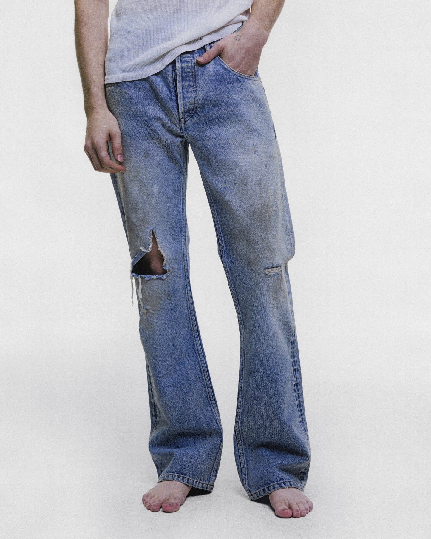 FLARE JEANS