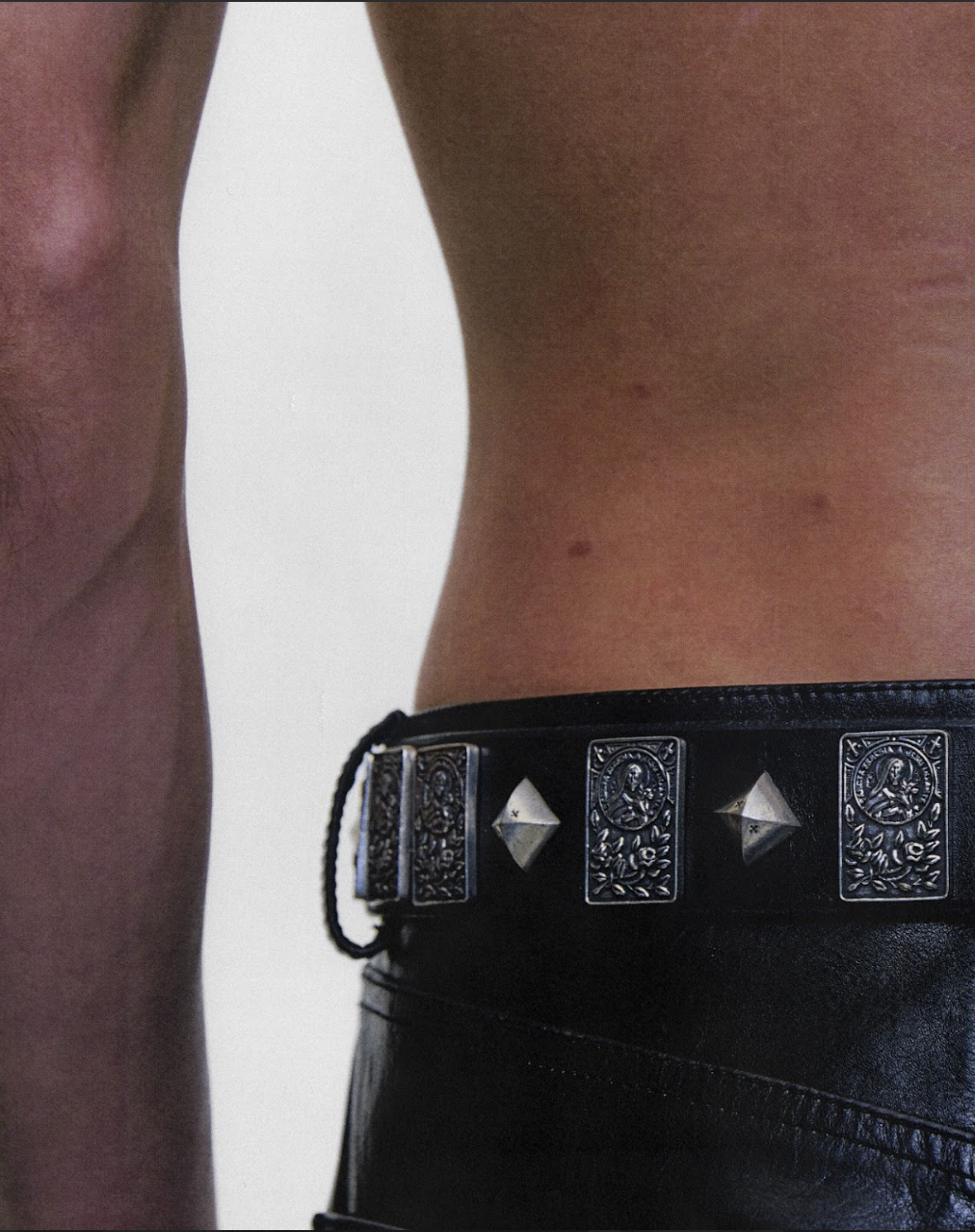 ST. TERESA STUDDED BELT