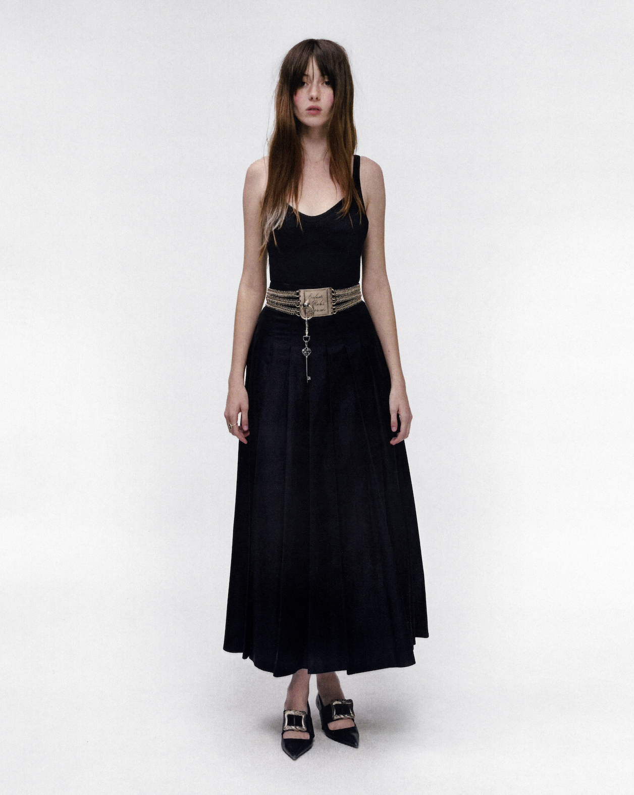 LONG PLEATED SKIRT